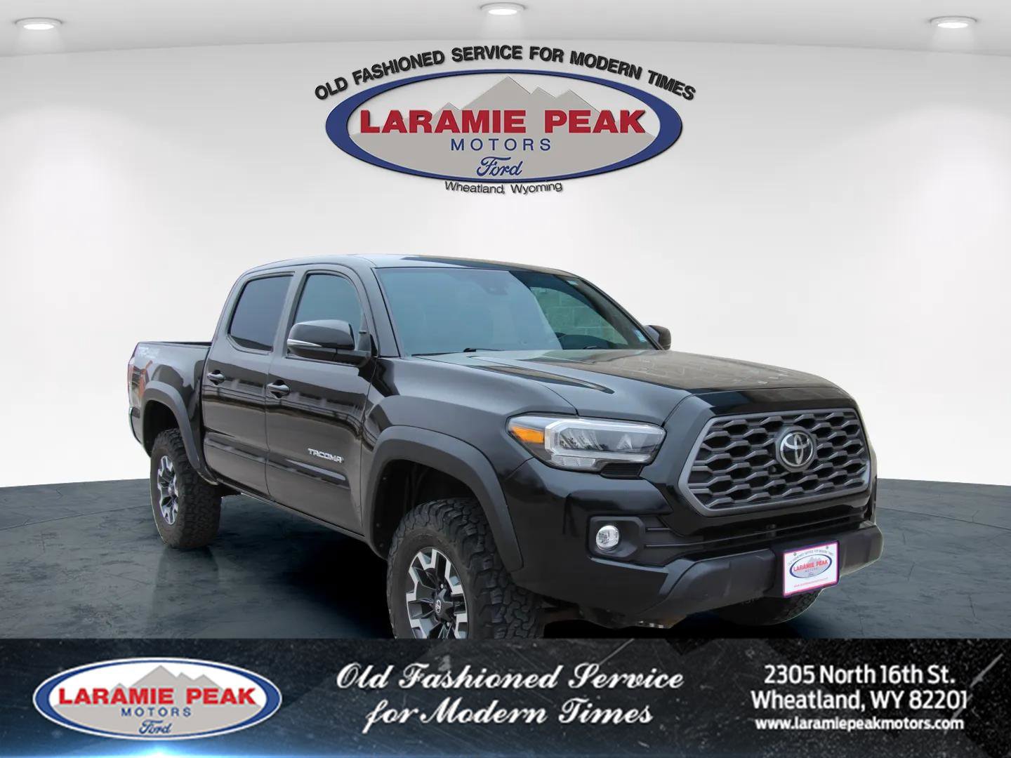 Used 2022 Toyota Tacoma TRD Off-Road image 1