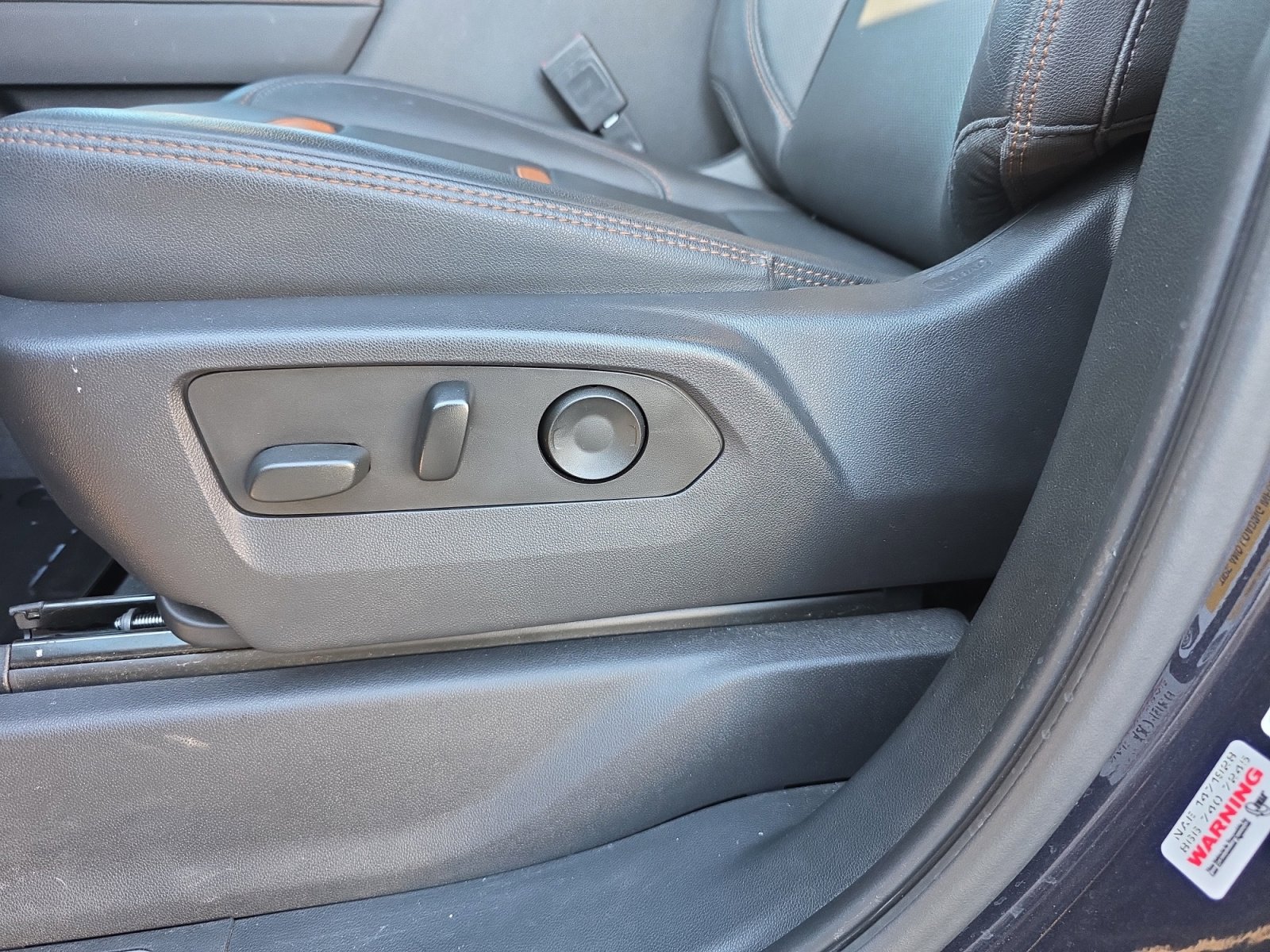 Used 2024 GMC Sierra 2500 AT4 w/ AT4 Premium Plus Package image 14