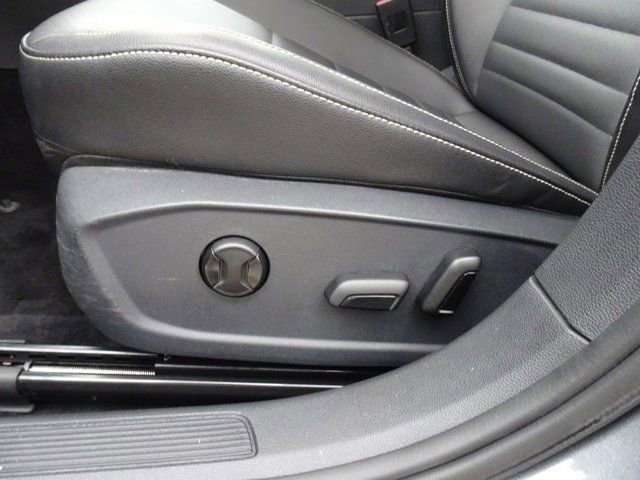 Used 2022 Volkswagen Jetta SE image 11