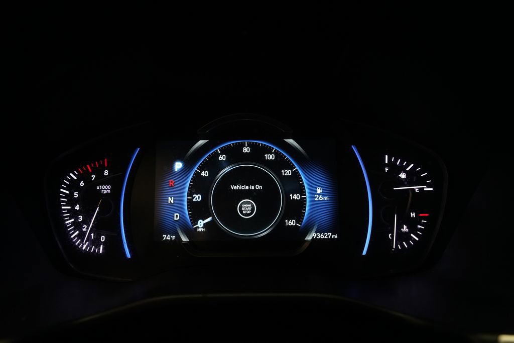 Used 2019 Hyundai Santa Fe FWD image 2