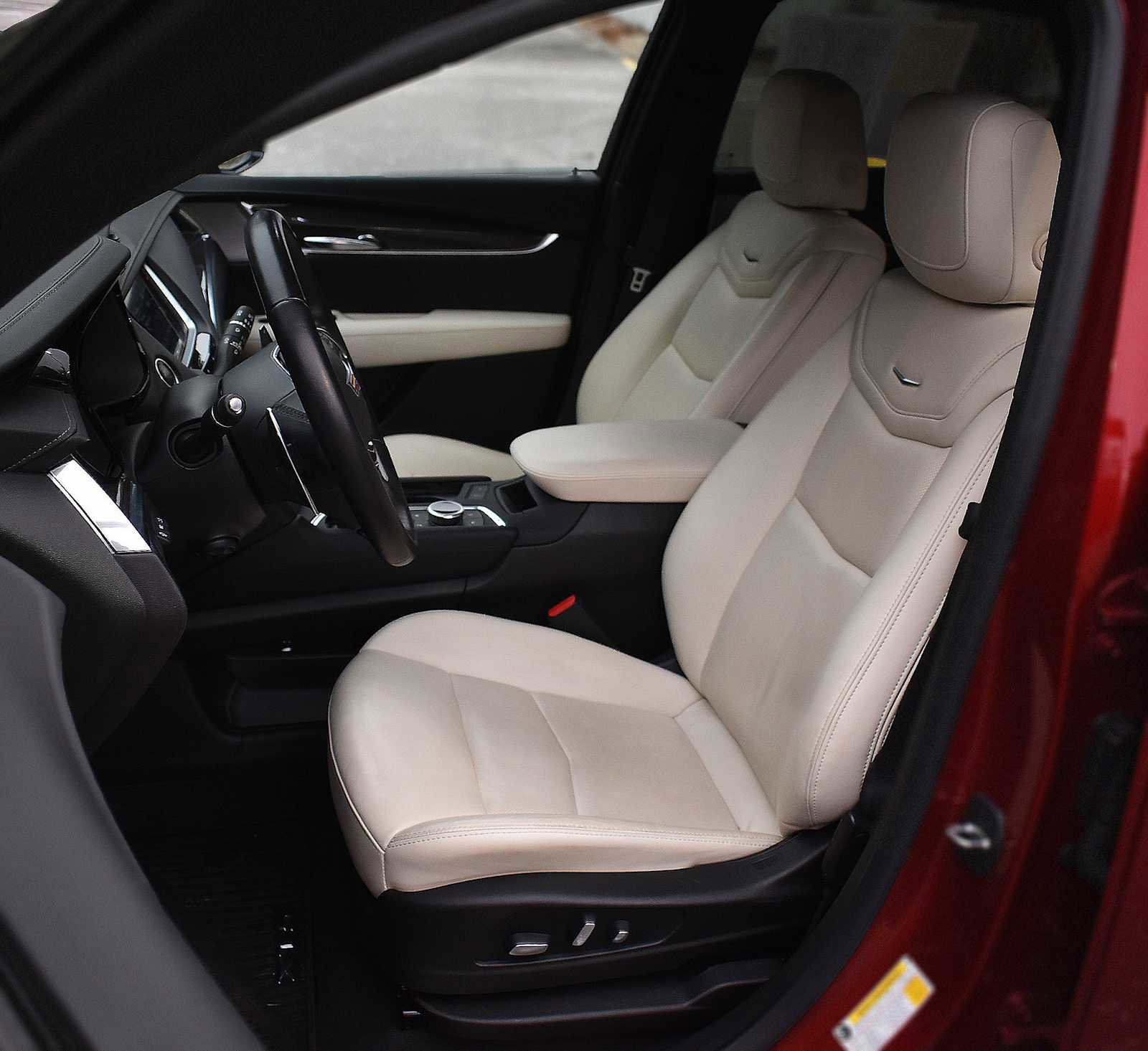 Used 2021 Cadillac XT5 Sportv image 10