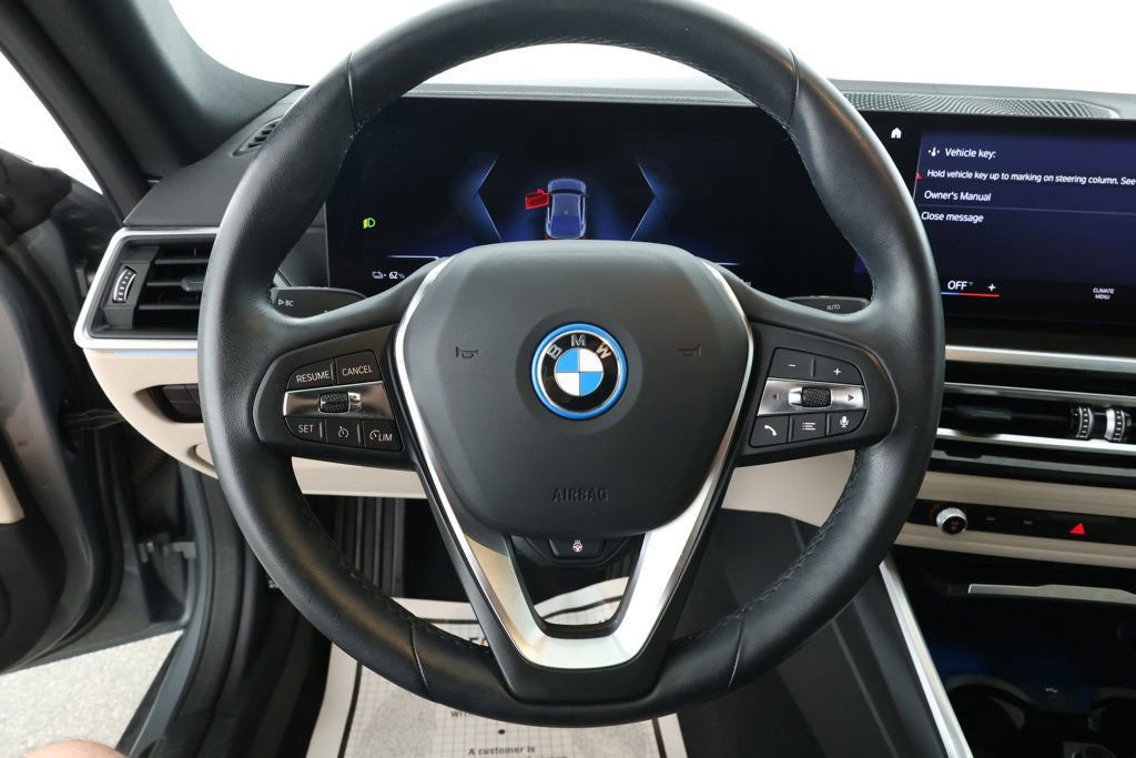 Used 2022 BMW i4 eDrive40 w/ Premium Package image 12