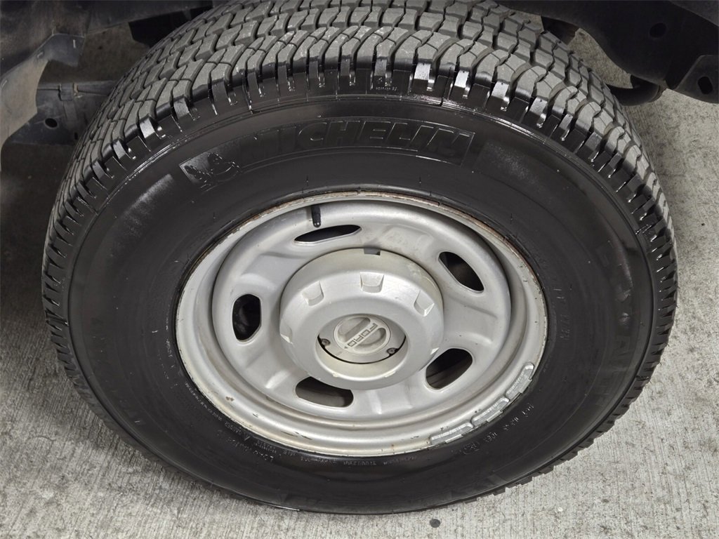 Used 2011 Ford F250 XL w/ Skid Plate Pkg image 10