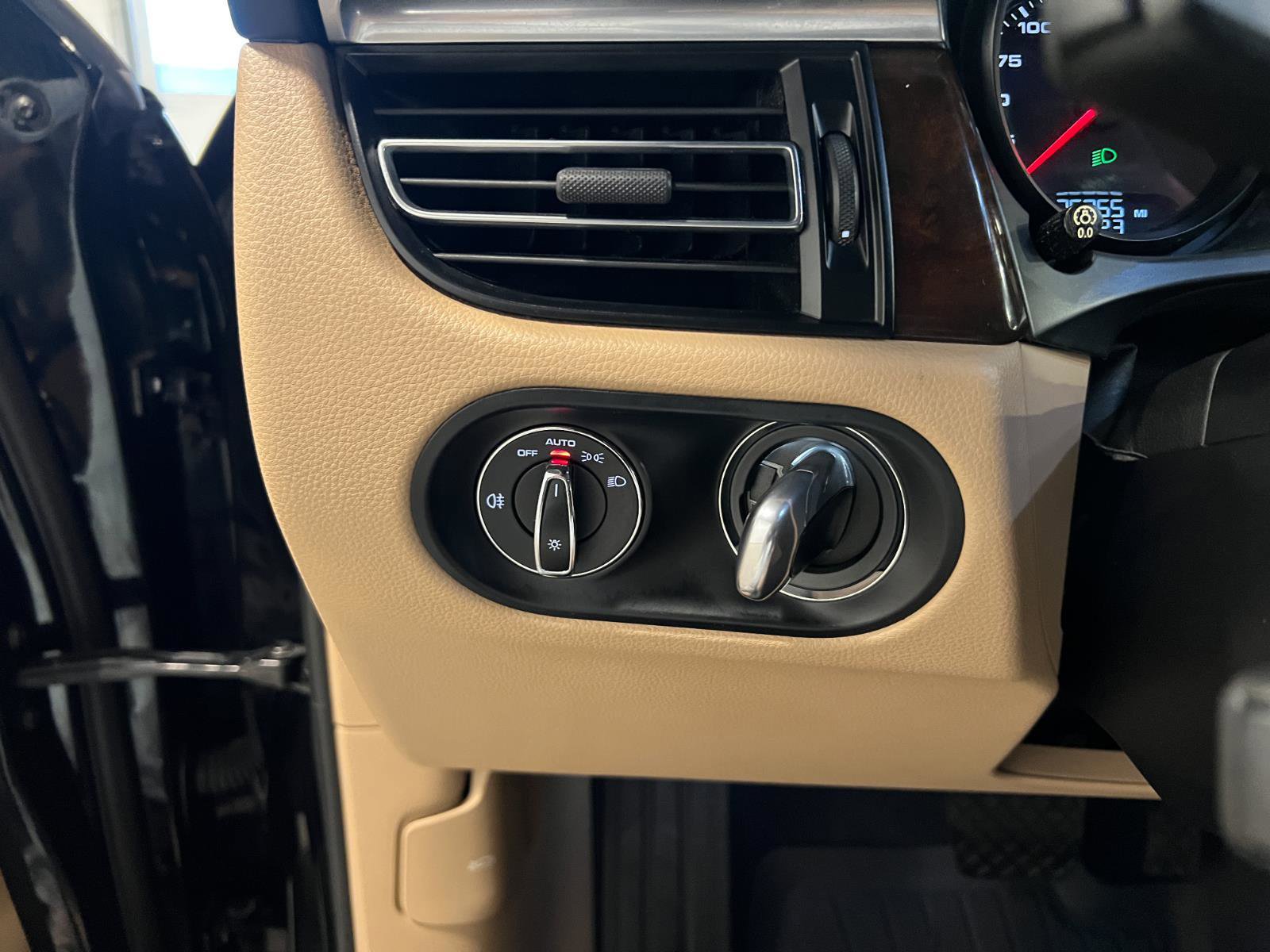 Used 2019 Porsche Macan S image 15