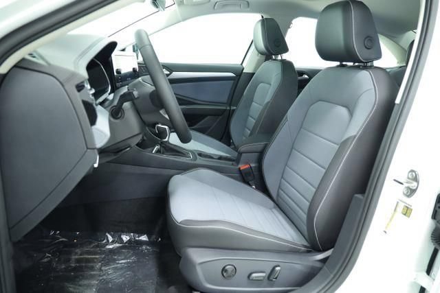 New 2025 Volkswagen Jetta SE FWD image 35
