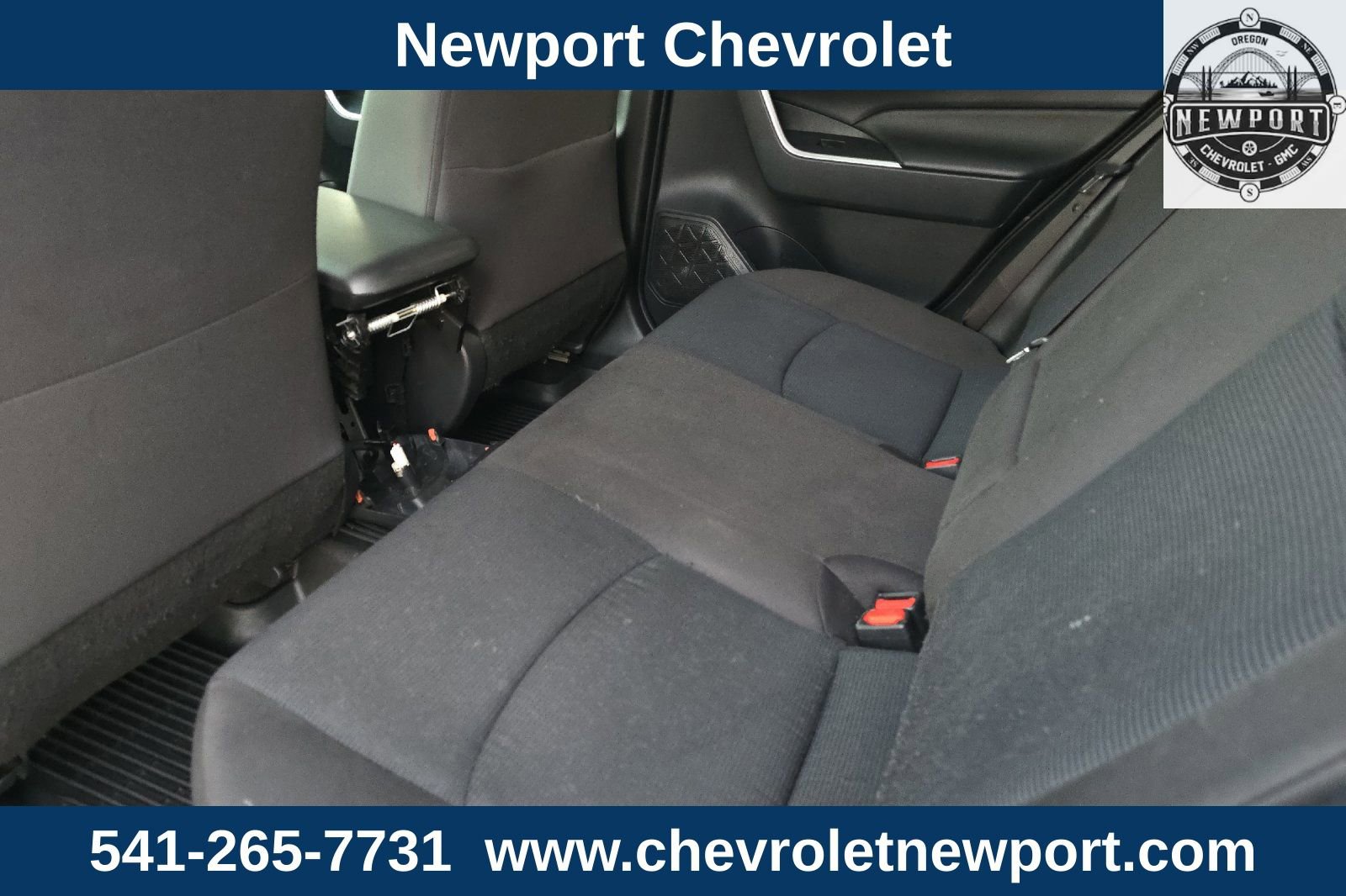 Used 2020 Toyota RAV4 LE image 13