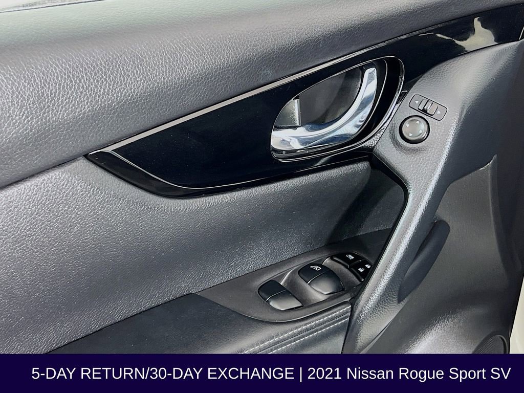Used 2021 Nissan Rogue Sport SV AWD/4WD image 22