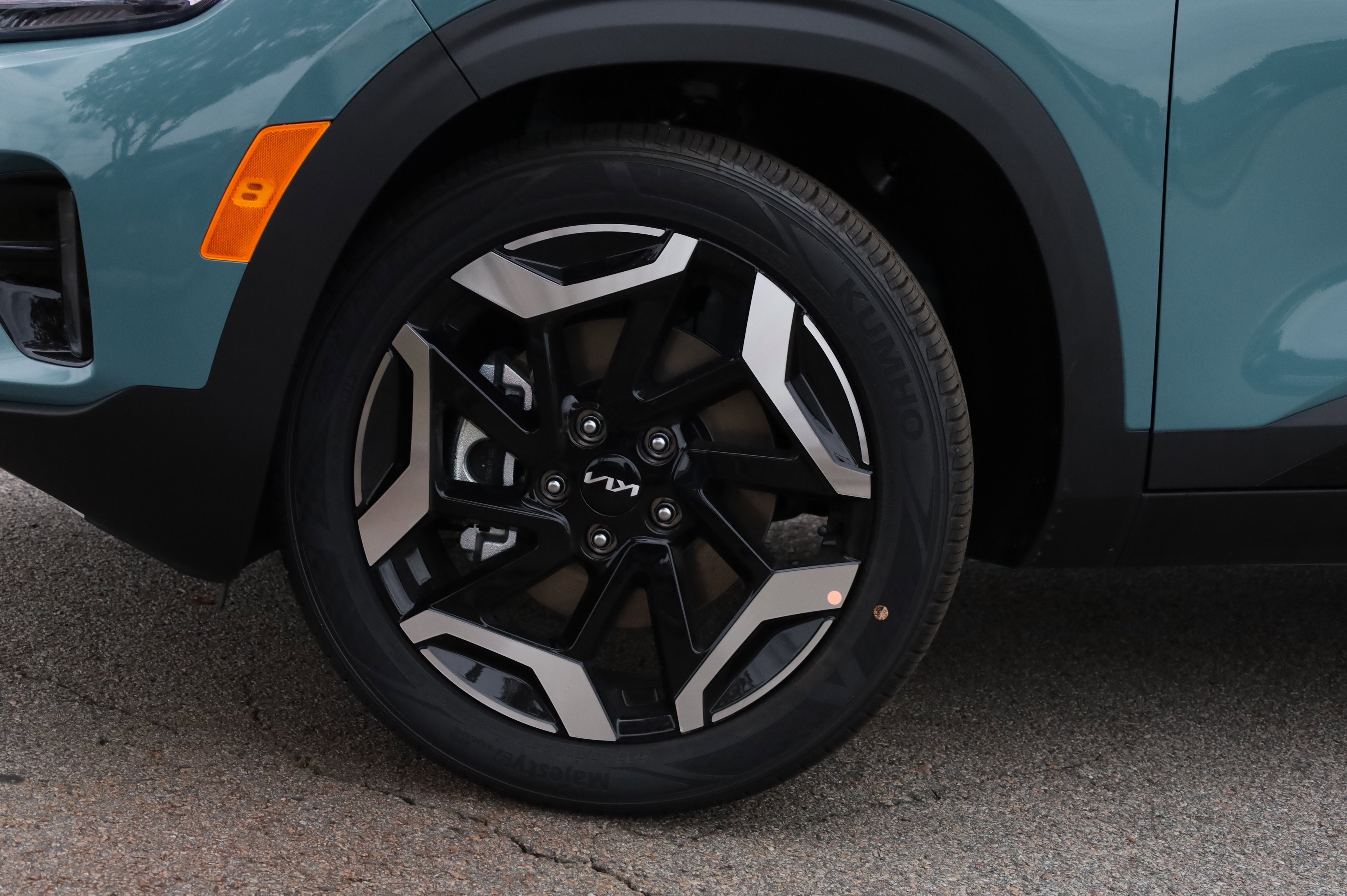 New 2026 Kia Seltos SX image 17