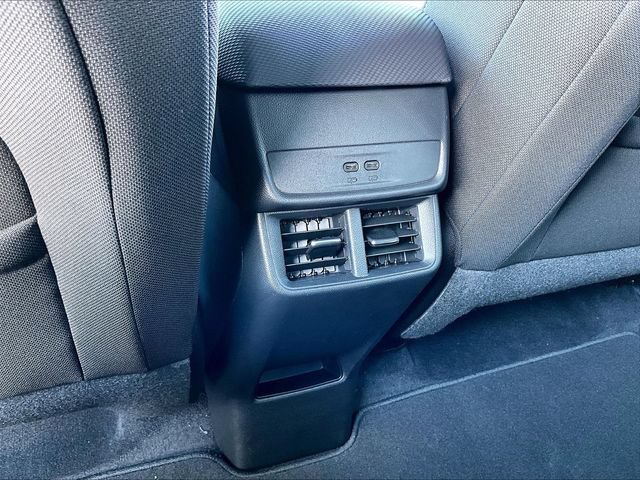 New 2027 Chevrolet Equinox LT FWD image 18