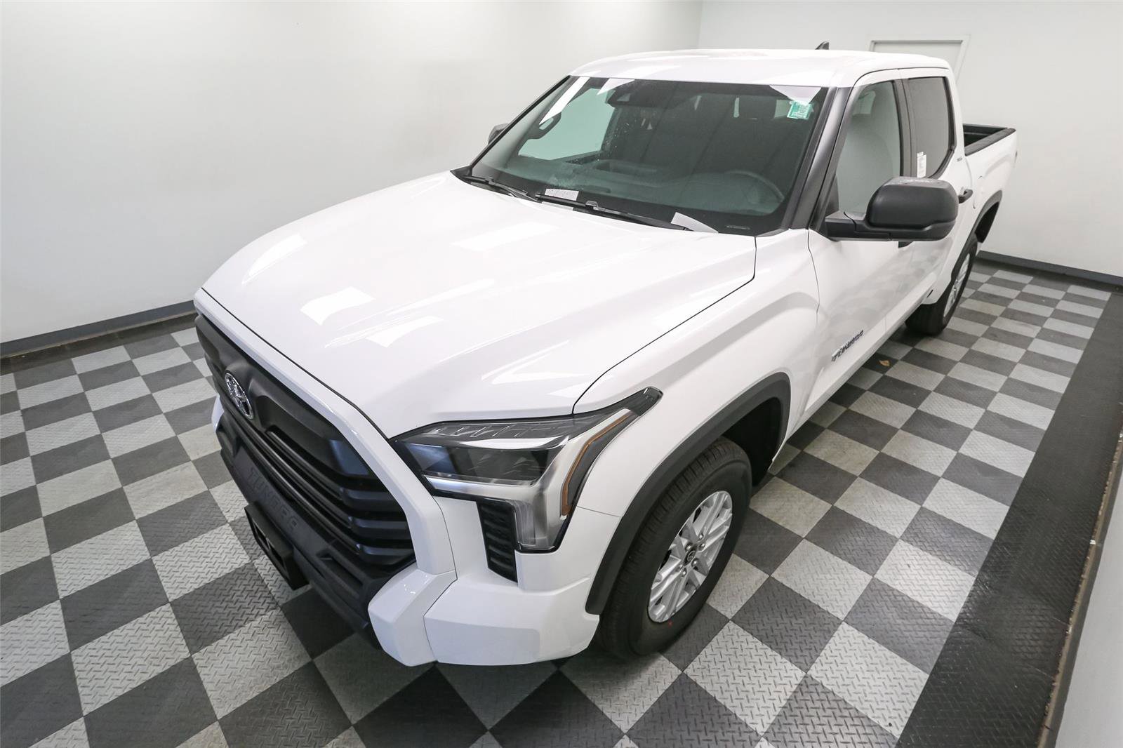 New 2026 Toyota Tundra SR5 image 6
