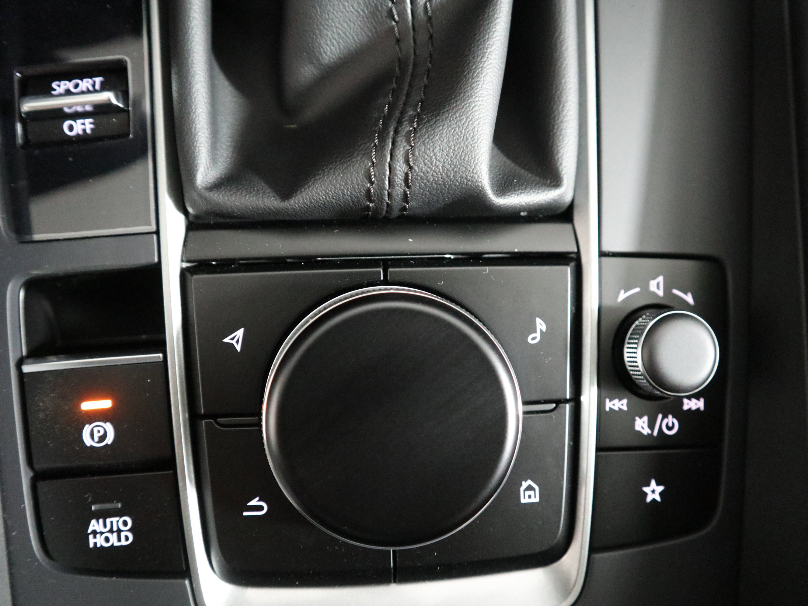 New 2026 MAZDA MAZDA3 2.5 S Sedan w/ Preferred Pkg image 27