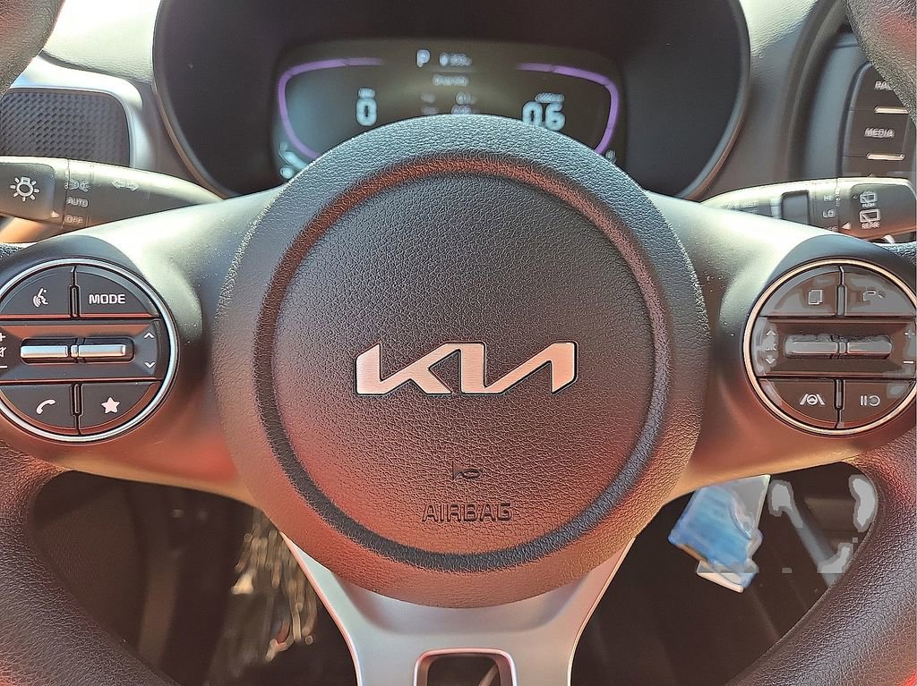 Used 2025 Kia Soul LX w/ LX Technology Package image 30
