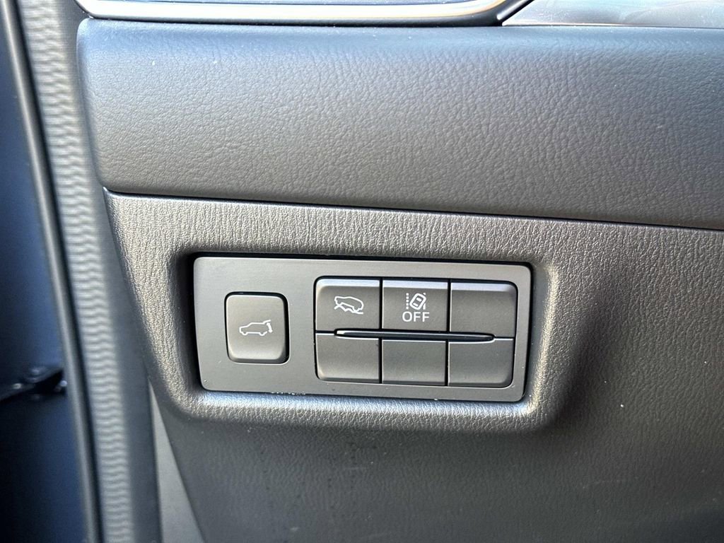 Used 2023 MAZDA CX-5 Carbon Edition image 17