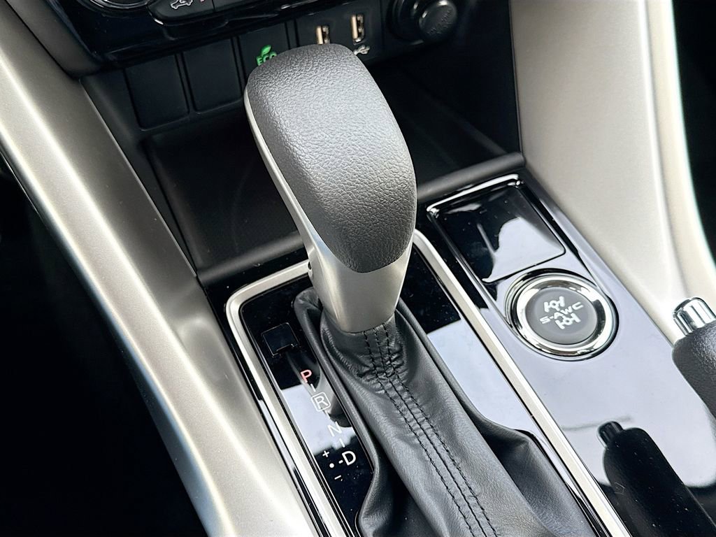 New 2026 Mitsubishi Eclipse Cross ES image 16