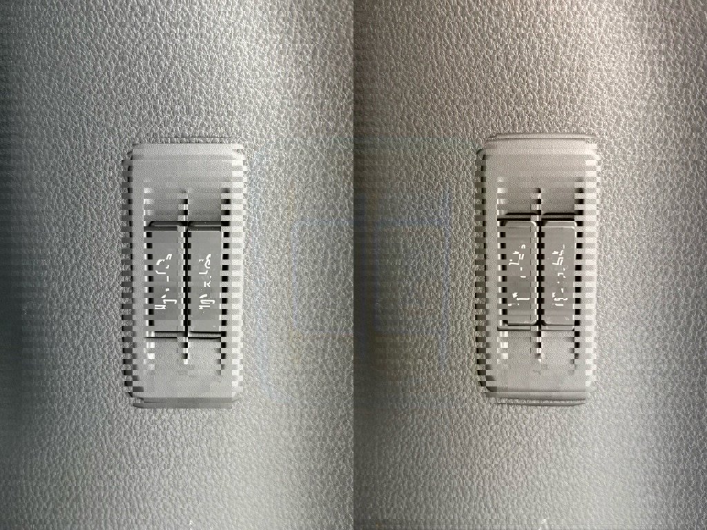 Used 2025 Lexus GX 550 w/ Accessory Package (2T) image 47