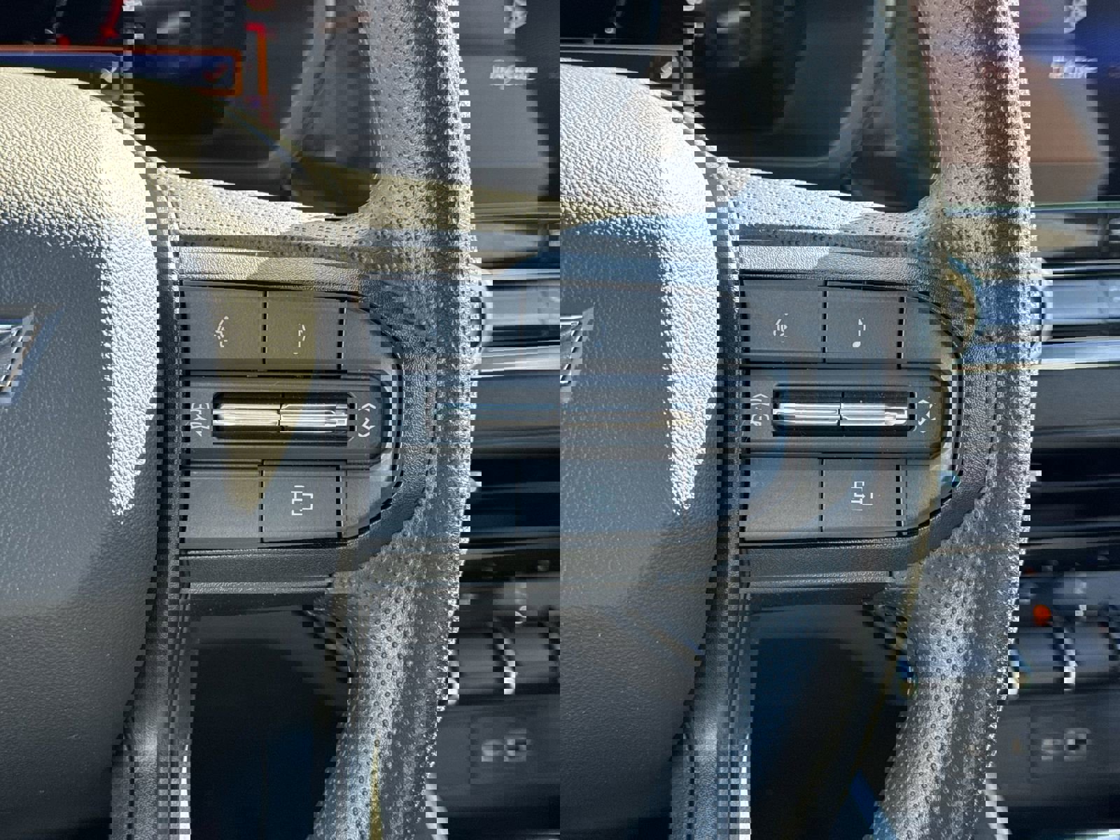 Used 2023 Chevrolet Colorado W/T w/ Advanced Trailering Package image 20