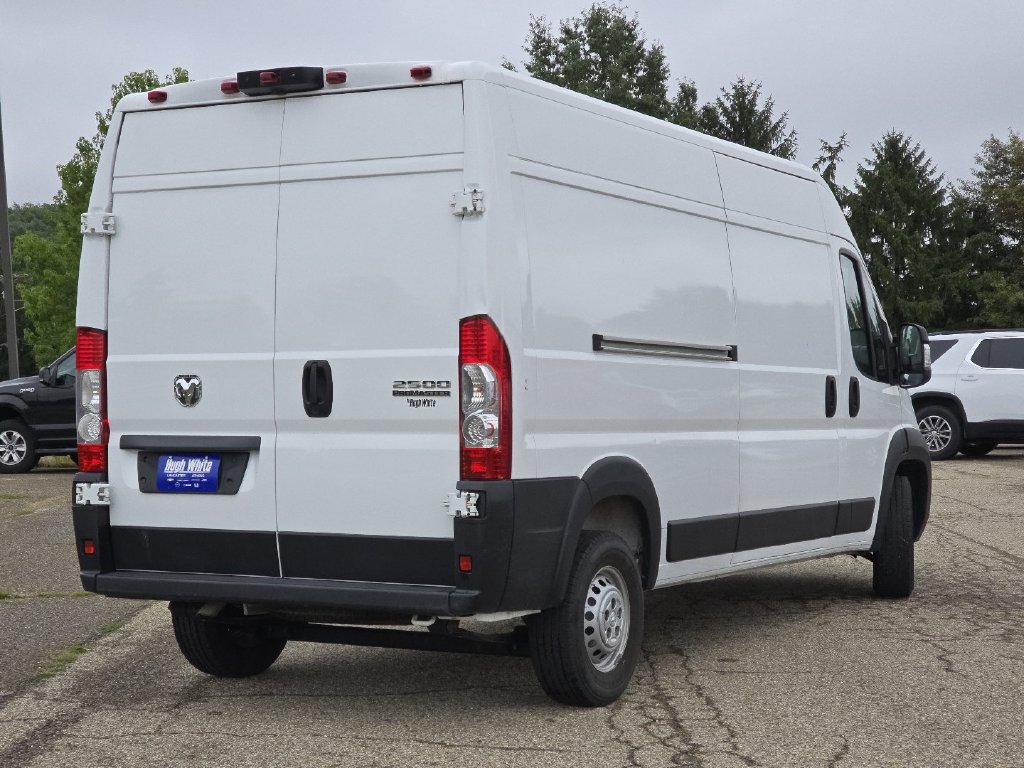 Used 2025 RAM ProMaster 2500 w/ Convenience Group FWD image 19