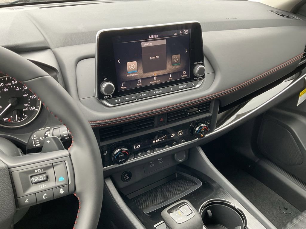New 2026 Nissan Rogue SV AWD/4WD image 13