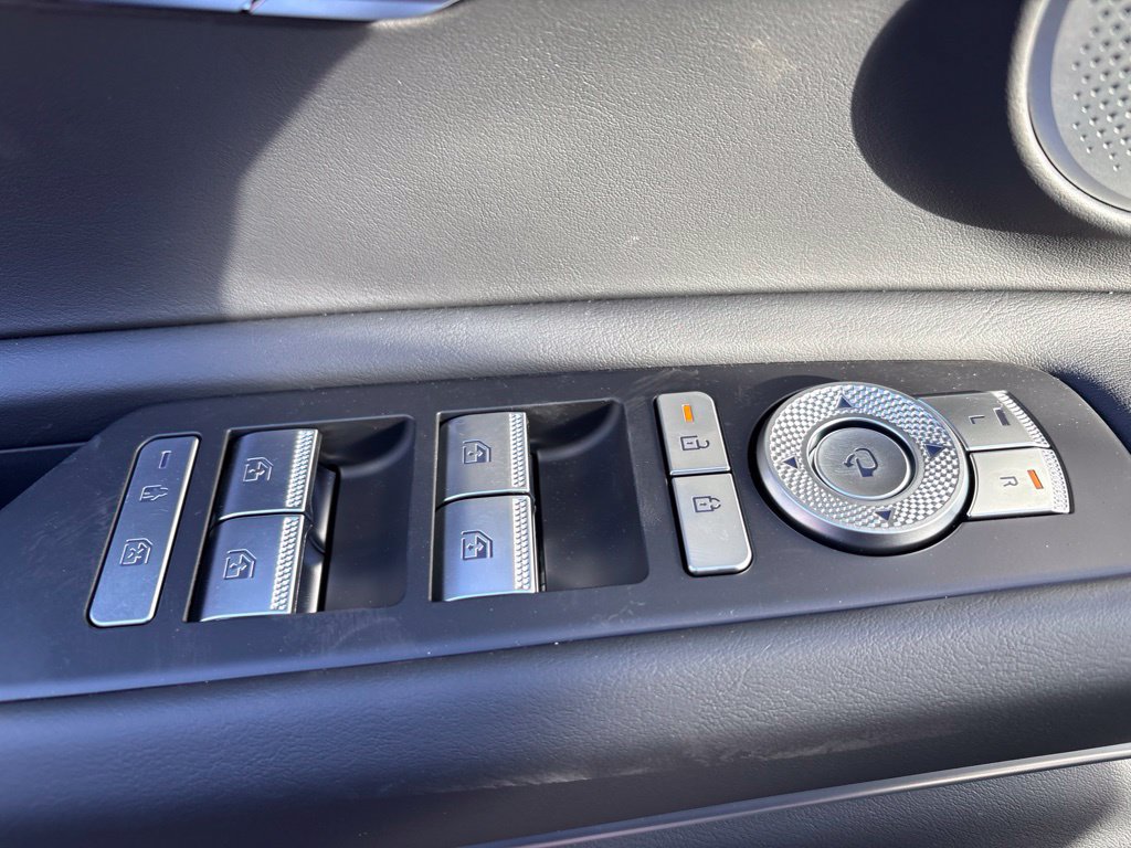 New 2027 Genesis GV80 2.5T Prestige AWD/4WD image 13