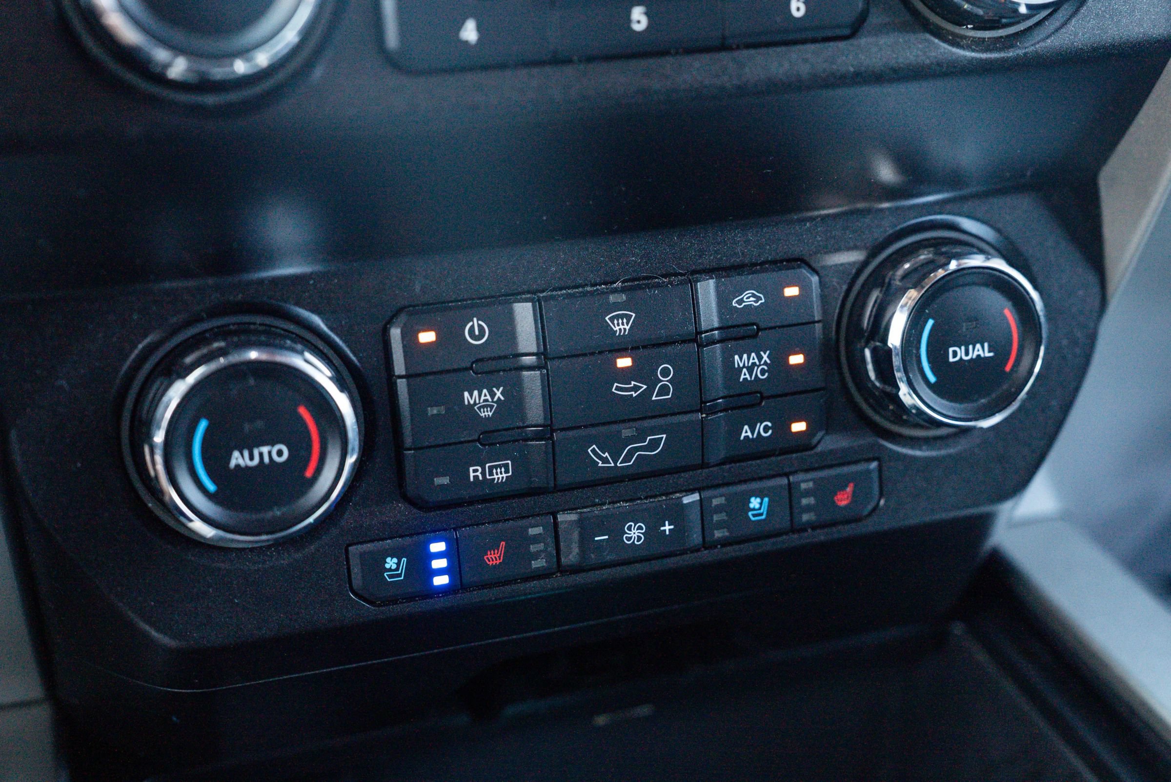 Used 2019 Ford F150 Lariat AWD/4WD image 28