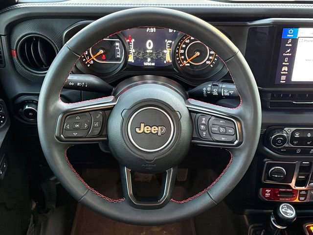 Used 2024 Jeep Wrangler Unlimited Rubicon w/ Convenience Group image 14