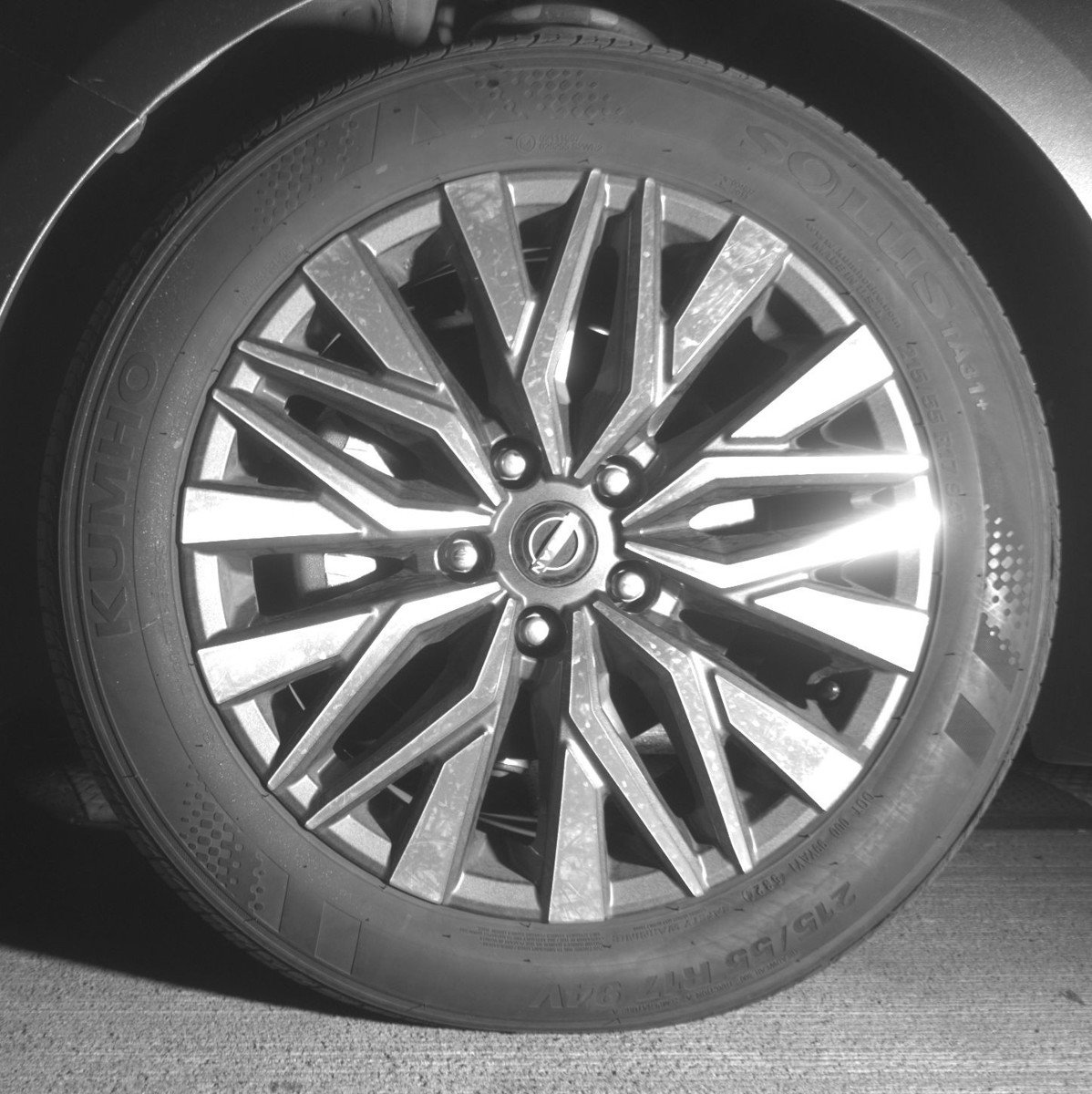 Used 2025 Nissan Altima 2.5 SV FWD image 12