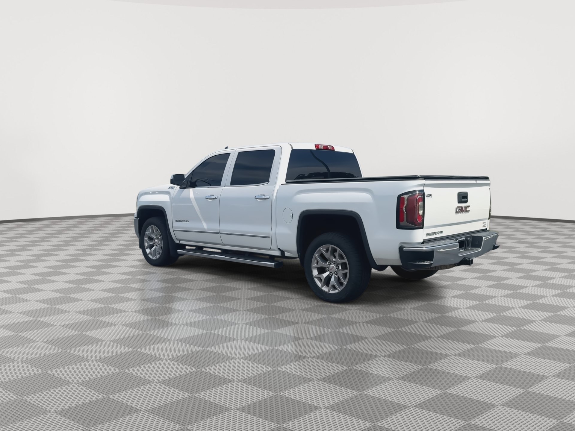 Used 2018 GMC Sierra 1500 SLT w/ SLT Premium Package AWD/4WD image 6