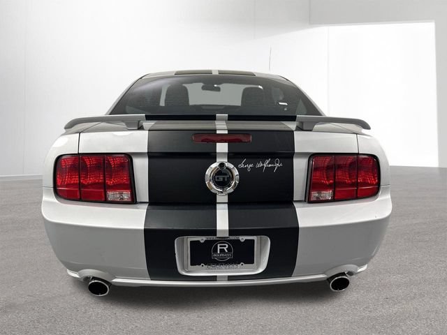 Used 2005 Ford Mustang GT RWD image 30
