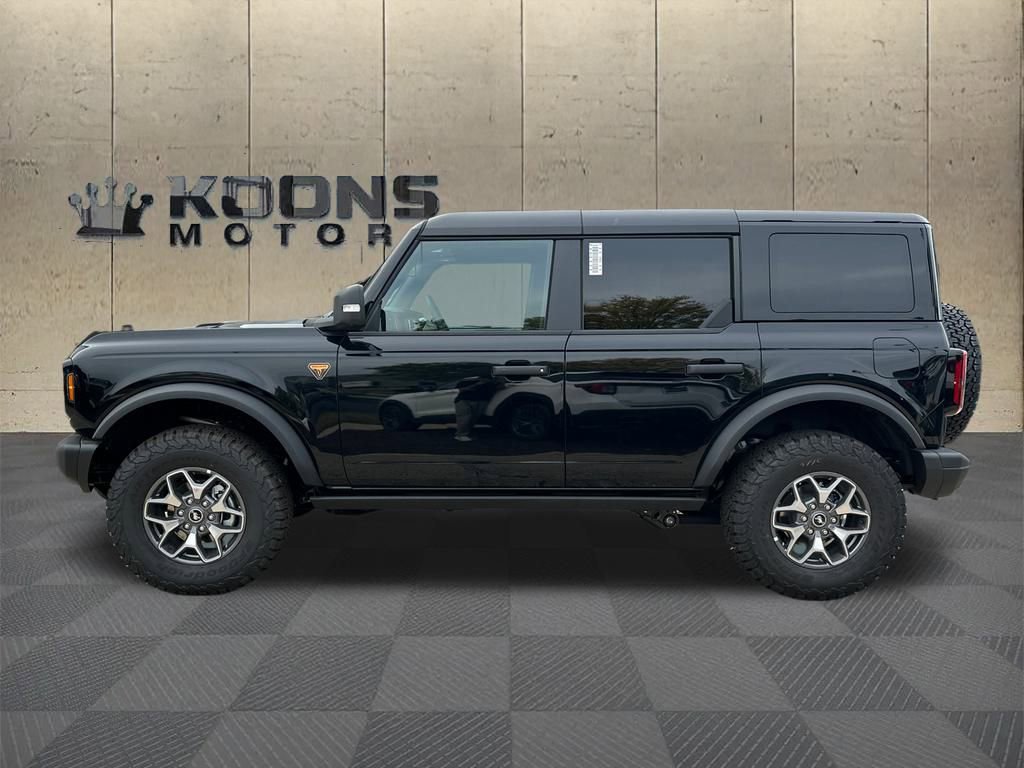 New 2025 Ford Bronco Badlands image 4