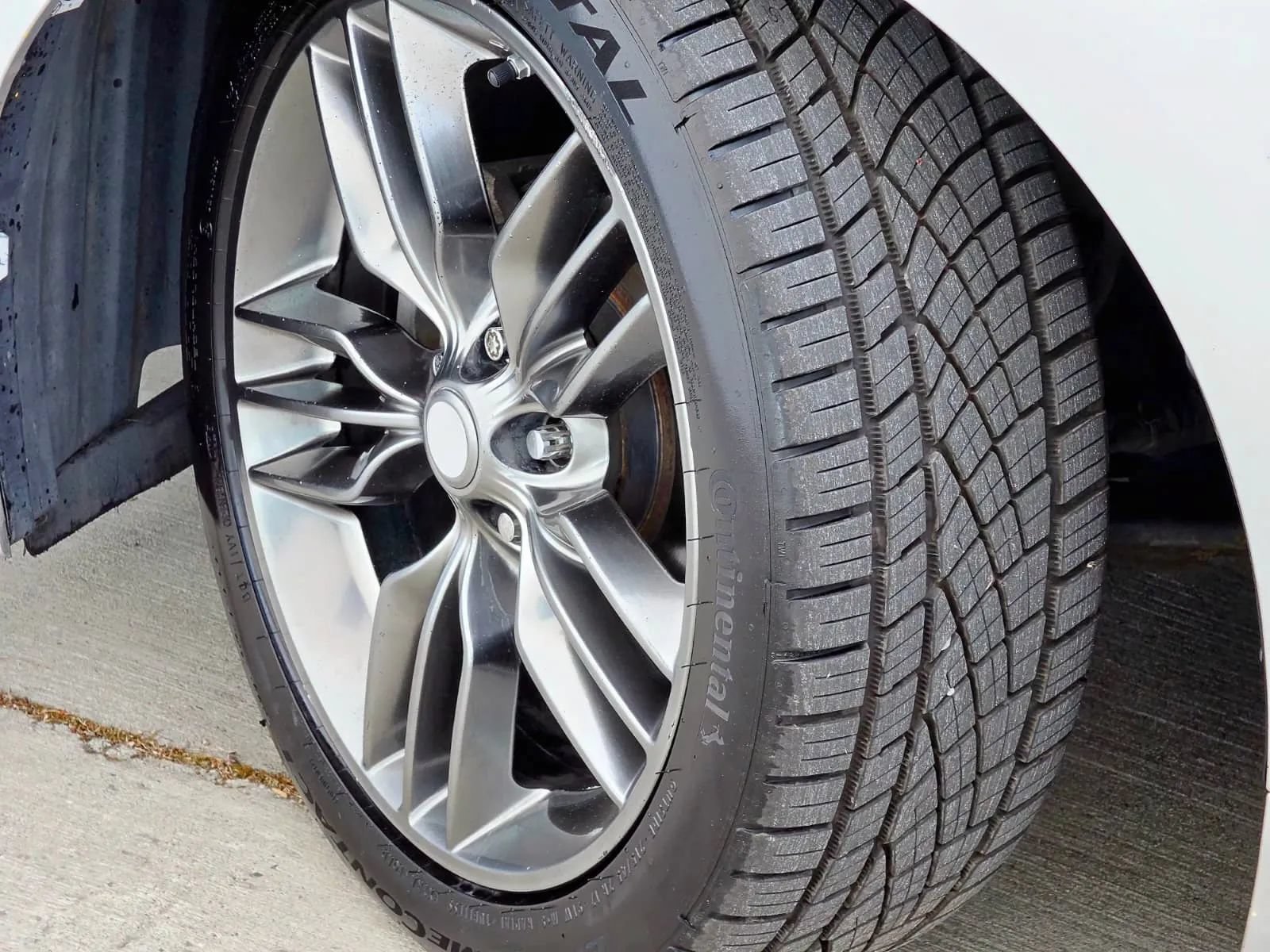 Used 2012 Lexus CT 200h Premium w/ F Sport Special Edition FWD image 16