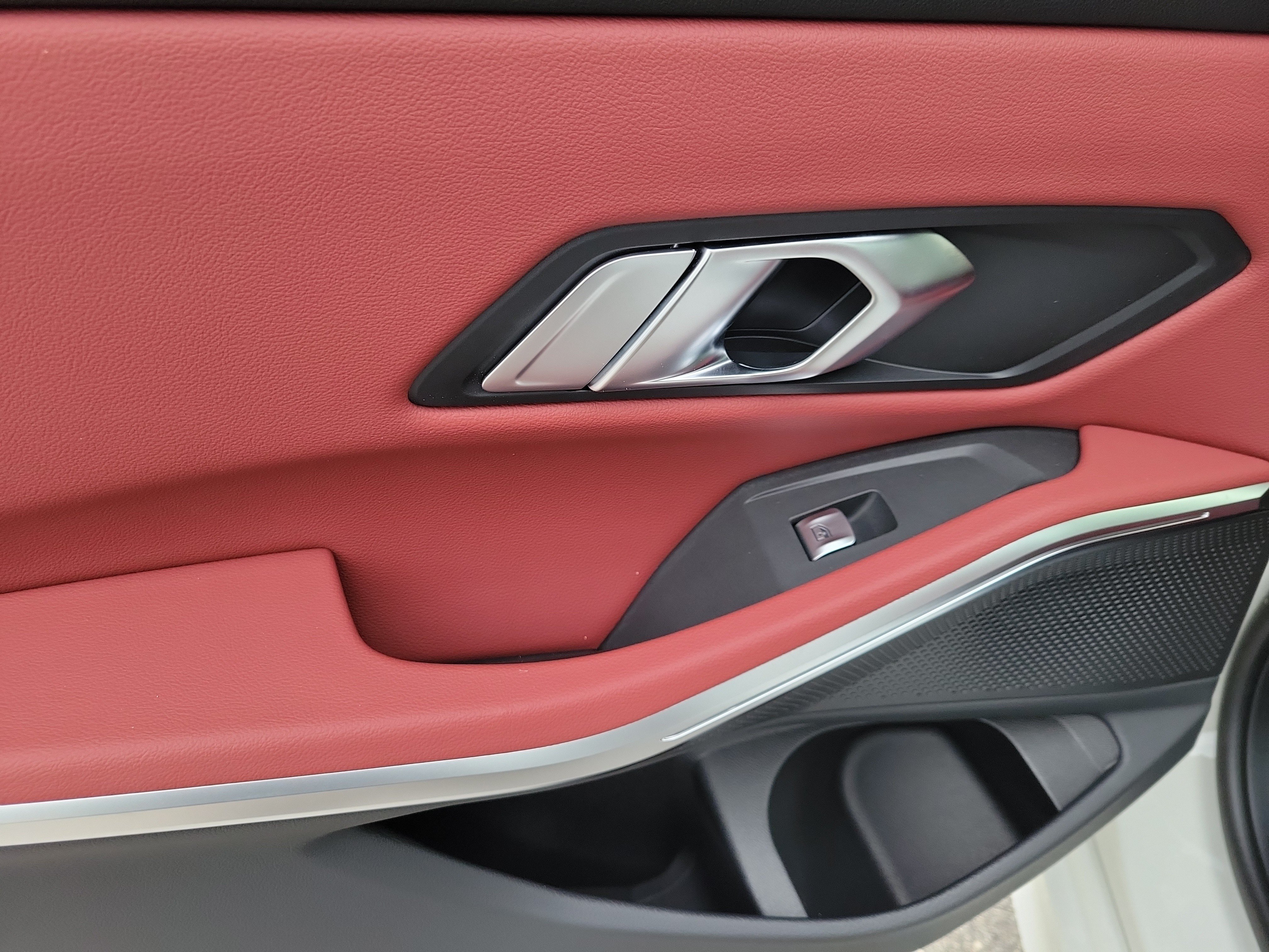 New 2026 BMW 330i Sedan w/ Convenience Package RWD image 10
