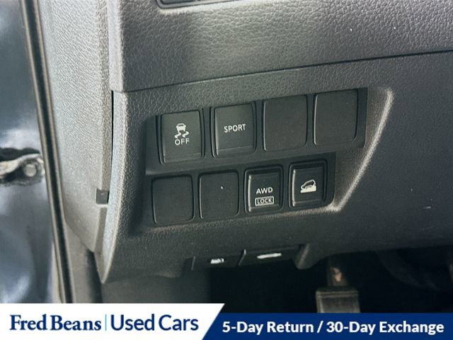 Used 2014 Nissan Rogue SV AWD/4WD image 15