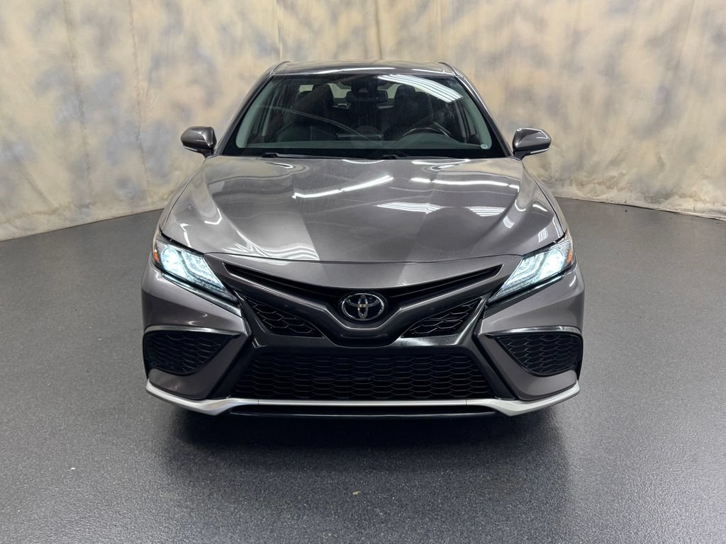 Used 2024 Toyota Camry XSE FWD image 5