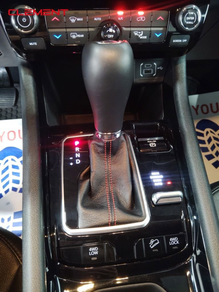 Used 2024 Jeep Compass Trailhawk image 22