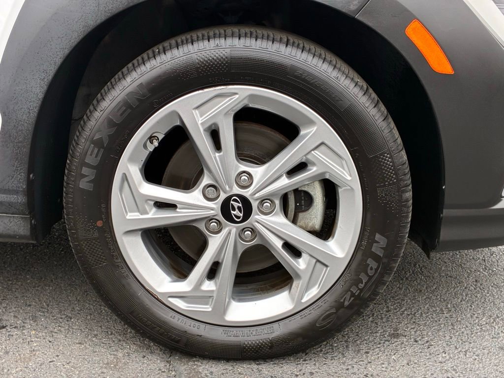 Used 2023 Hyundai Kona SEL w/ Cargo Package image 47