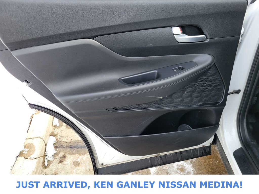 Used 2023 Hyundai Santa Fe SEL image 16
