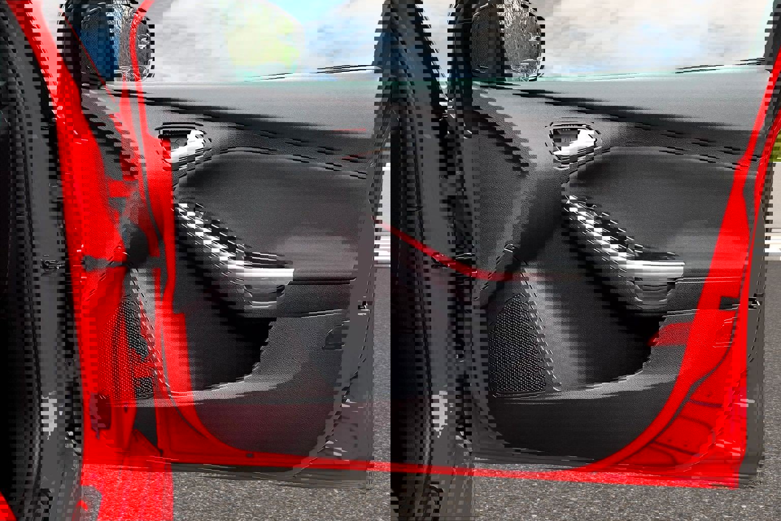 Used 2014 Ford Focus ST w/ Equipment Group 202A FWD image 19