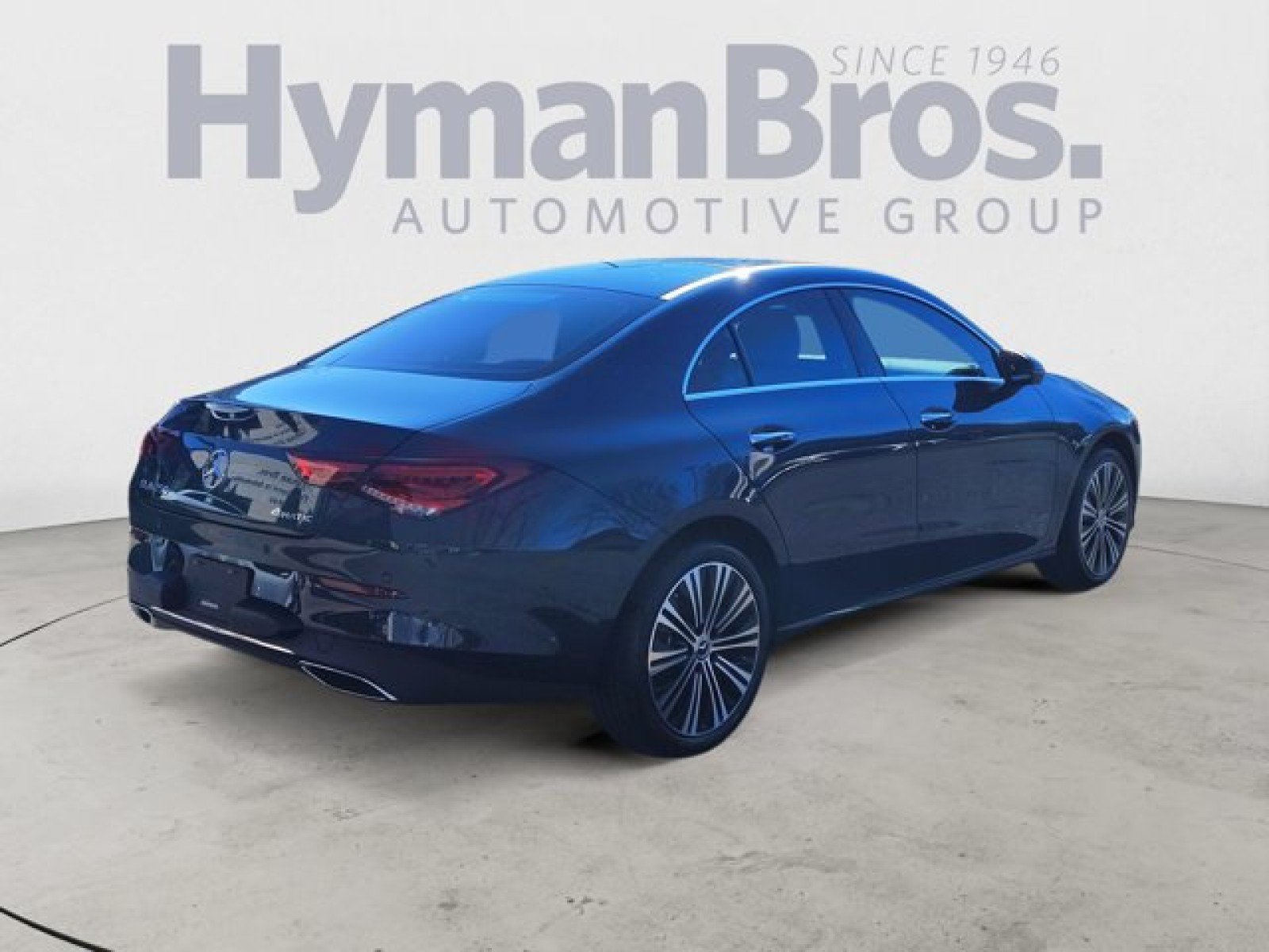 Used 2023 Mercedes-Benz CLA 250 4MATIC image 3