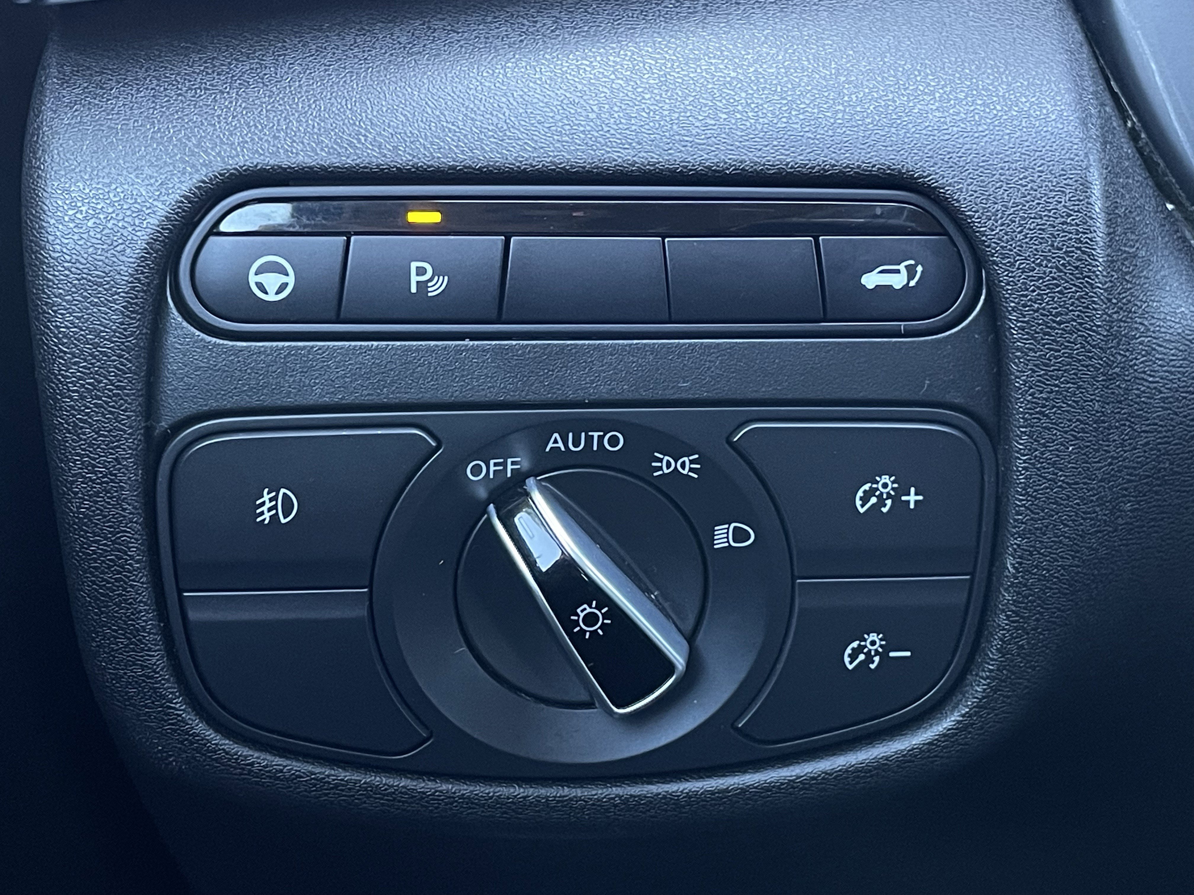 Used 2021 INFINITI QX50 Essential w/ Cargo Package image 22