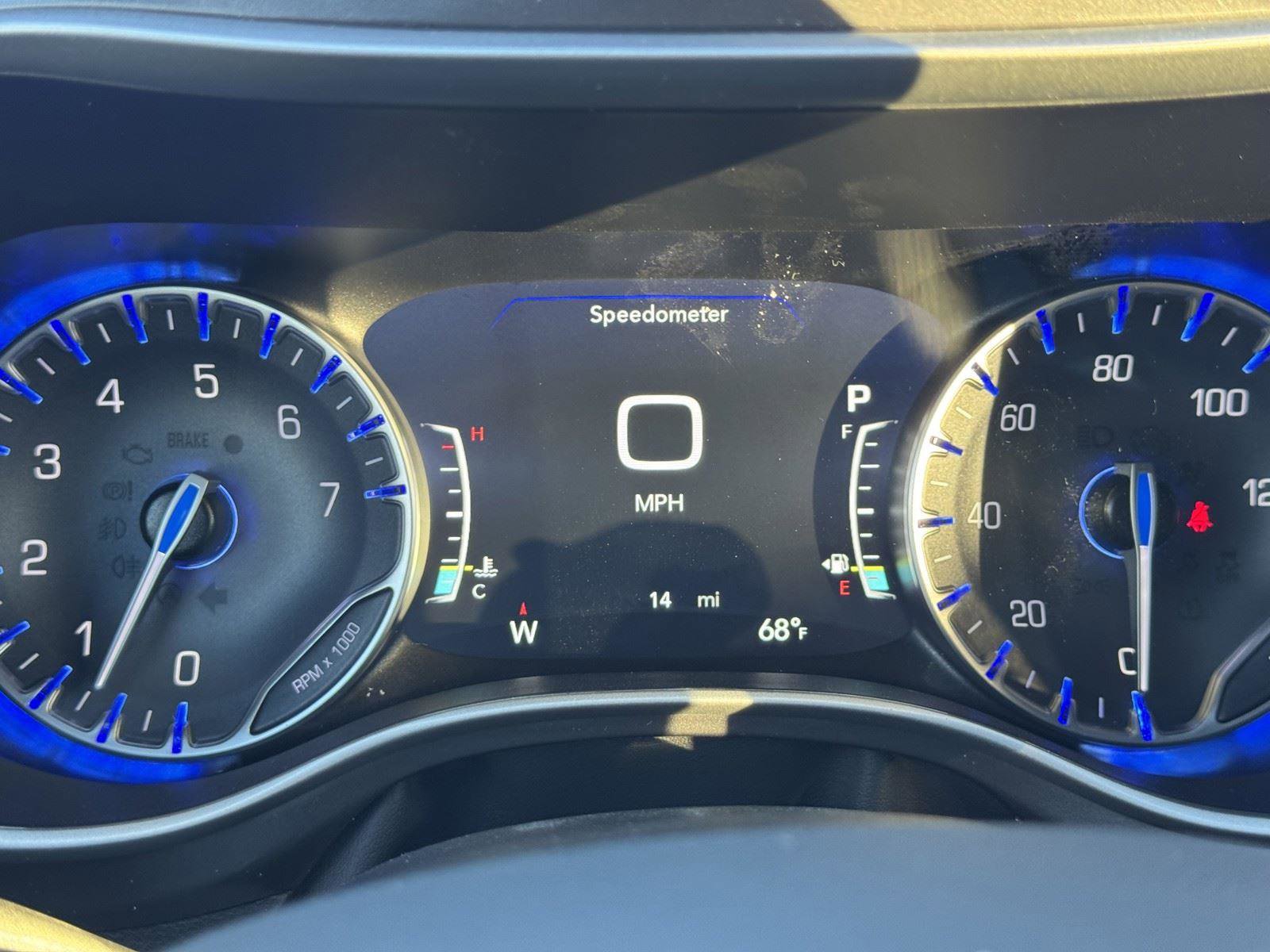 New 2026 Chrysler Pacifica Select FWD image 17