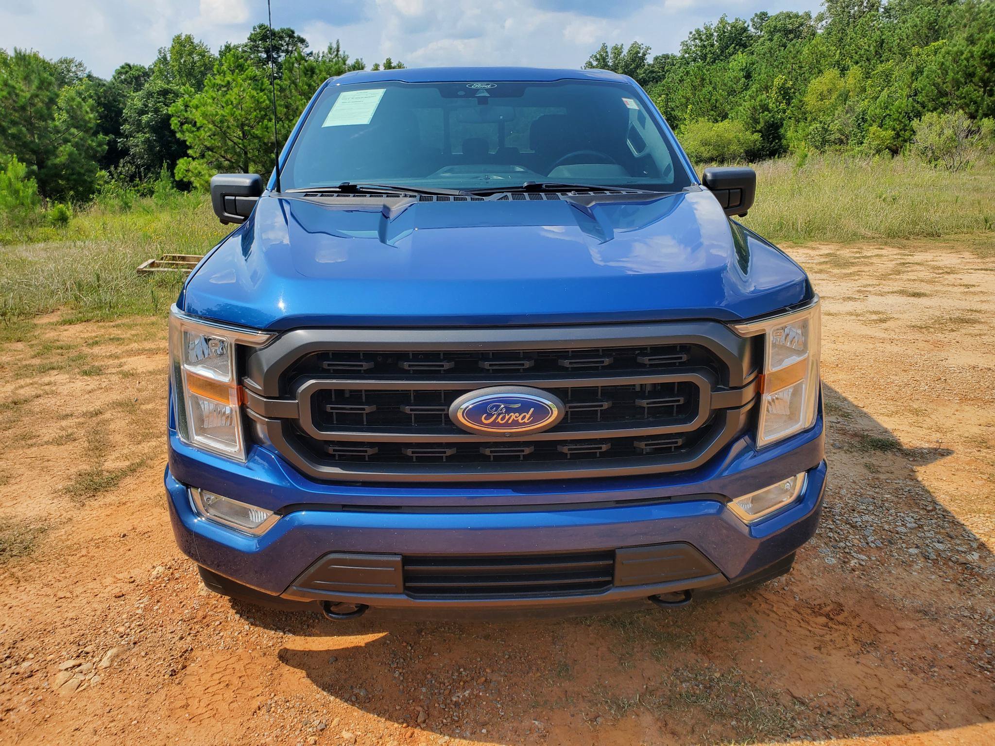 Used 2022 Ford F150 XLT w/ Equipment Group 301A Mid AWD/4WD image 17