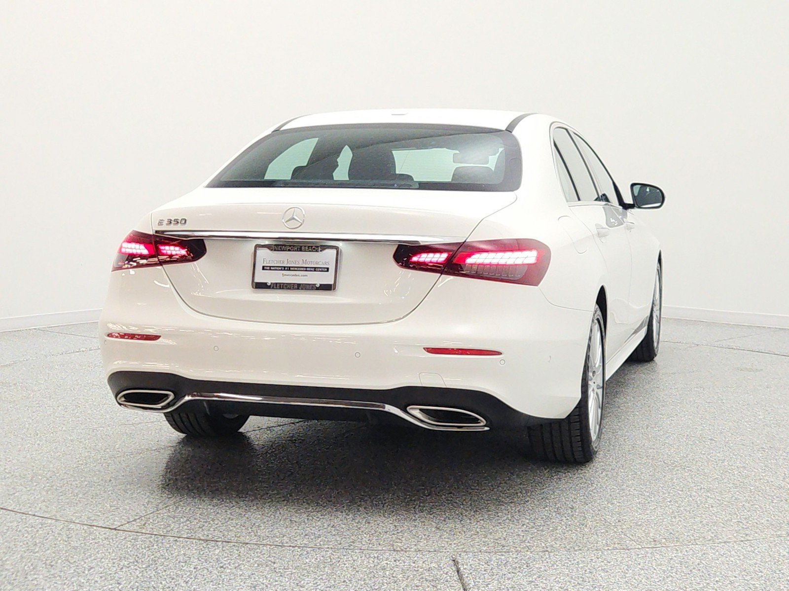 Used 2022 Mercedes-Benz E 350 Sedan image 6