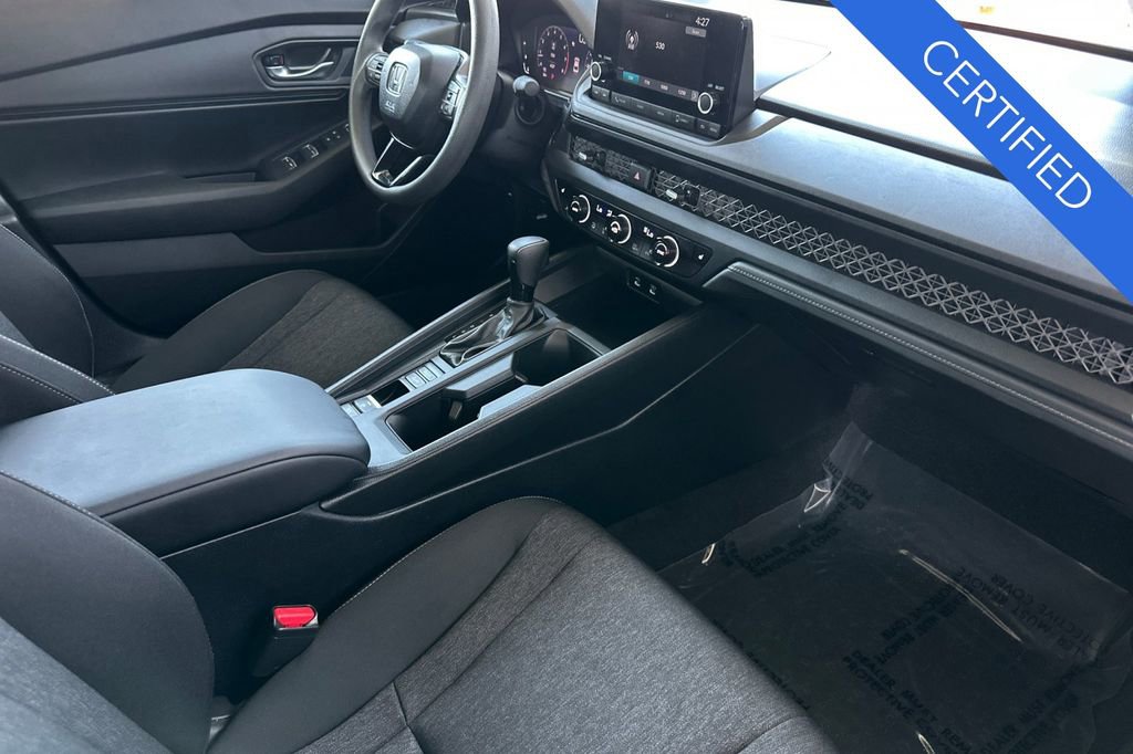 Certified 2025 Honda Accord SE image 17