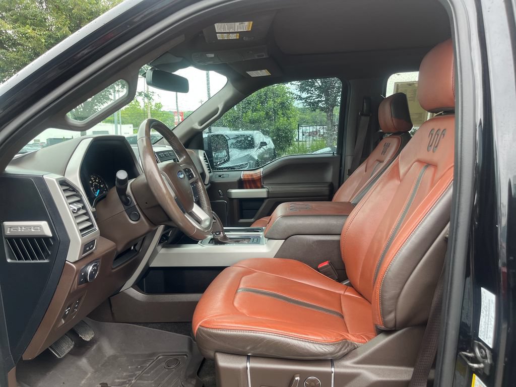 Used 2018 Ford F150 King Ranch w/ Equipment Group 601A Luxury AWD/4WD image 9