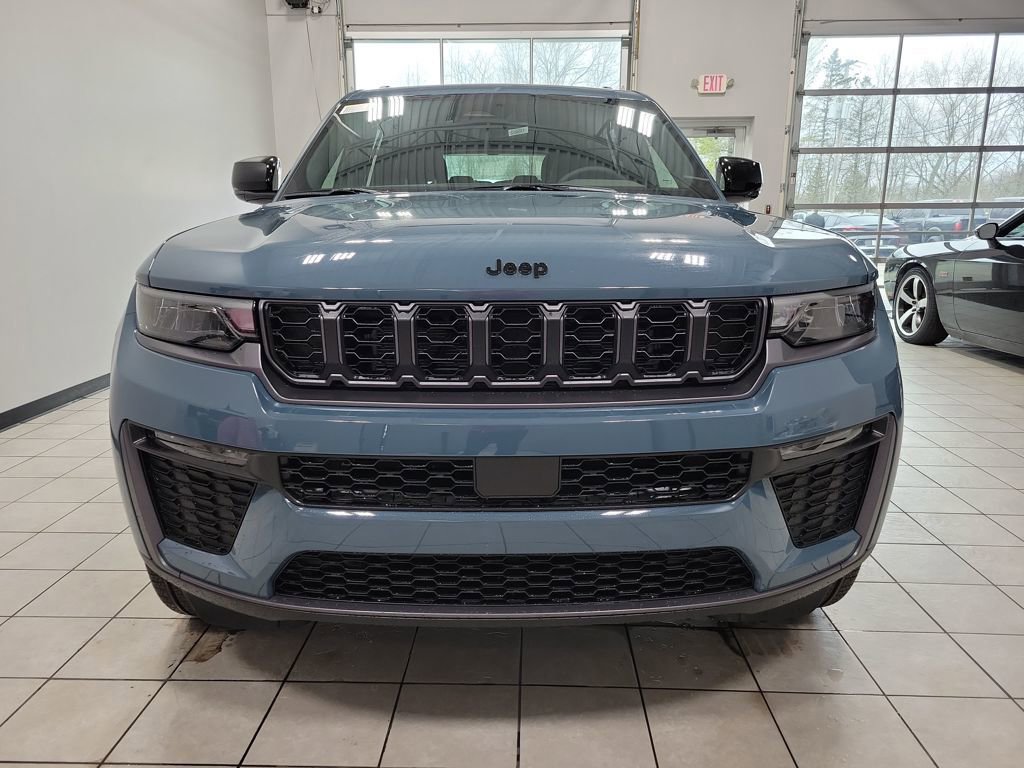 New 2026 Jeep Grand Cherokee L Limited image 2