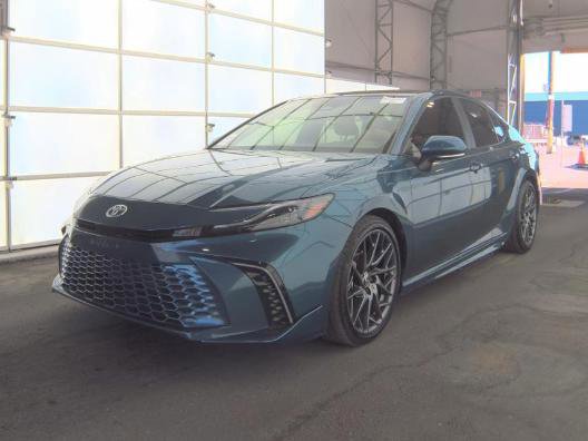 Used 2025 Toyota Camry XSE image 2