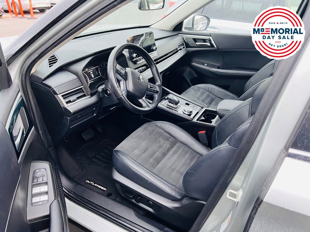 Used 2022 Mitsubishi Outlander SEL Black Edition FWD image 10