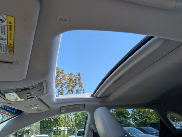 Used 2017 Lexus RX 350 FWD w/ Premium Package image 16