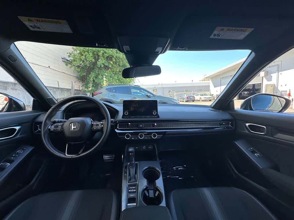 Used 2023 Honda Civic Sport image 10