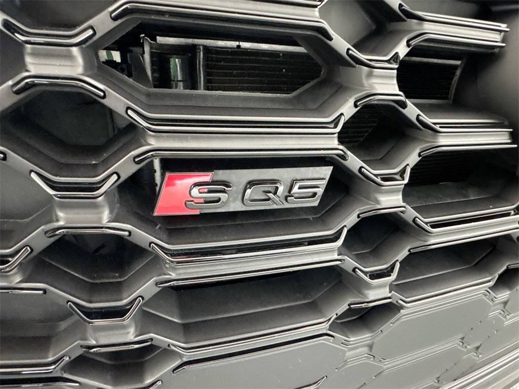 Used 2024 Audi SQ5 Prestige image 30